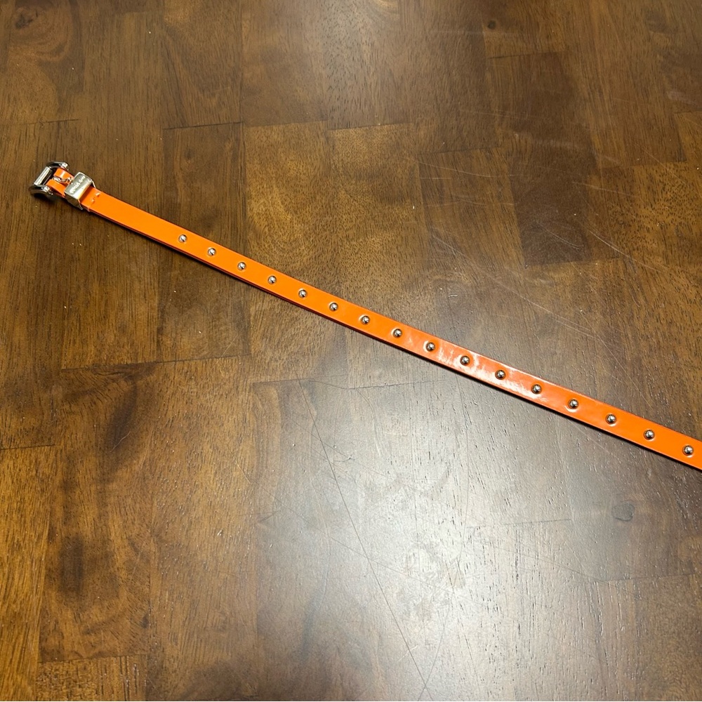 MICHEAL KORS Orange belt with silver studs 5 holes 1/2 inch thick Size S - Picture 4 of 9